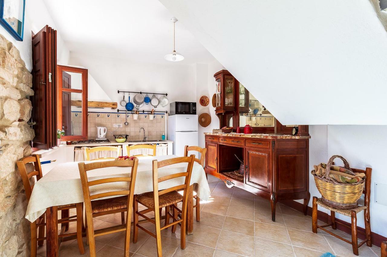 Ferienhaus Domu Ala - Bynos Homes Baunei